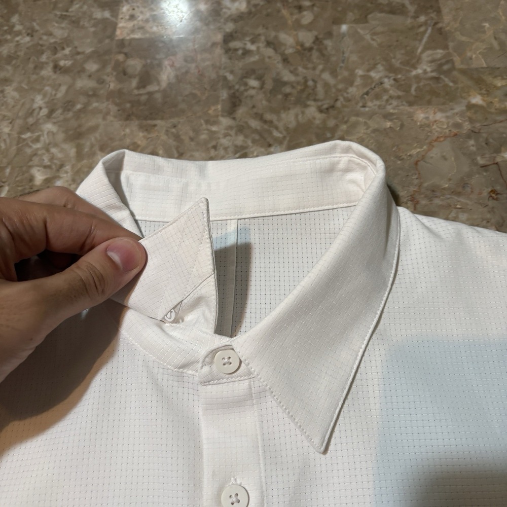 Lululemon Shirt Mens Large White Airing Easy Short Sleeve Button Summer - Picture 5 of 10